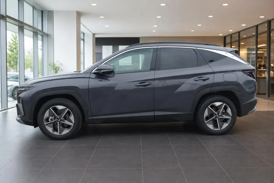 Hyundai Tucson, KI-inszeniert: Modernes Autohaus